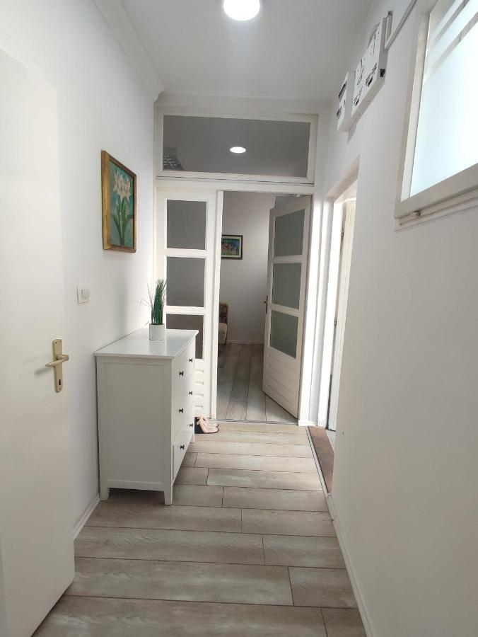 Mejdan II Apartment Mostar Bagian luar foto